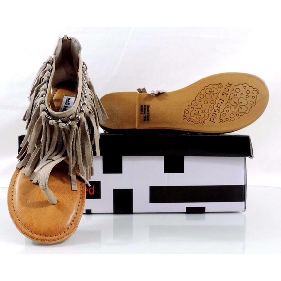 Not Rated Keep The Peace Fringe Flat Thong Sandals Taupe Size 6.5 - Picture 9 of 9